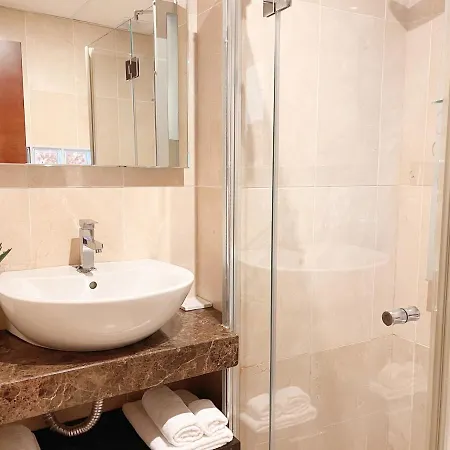 Homely Carreteria Con Piscina Apartmán